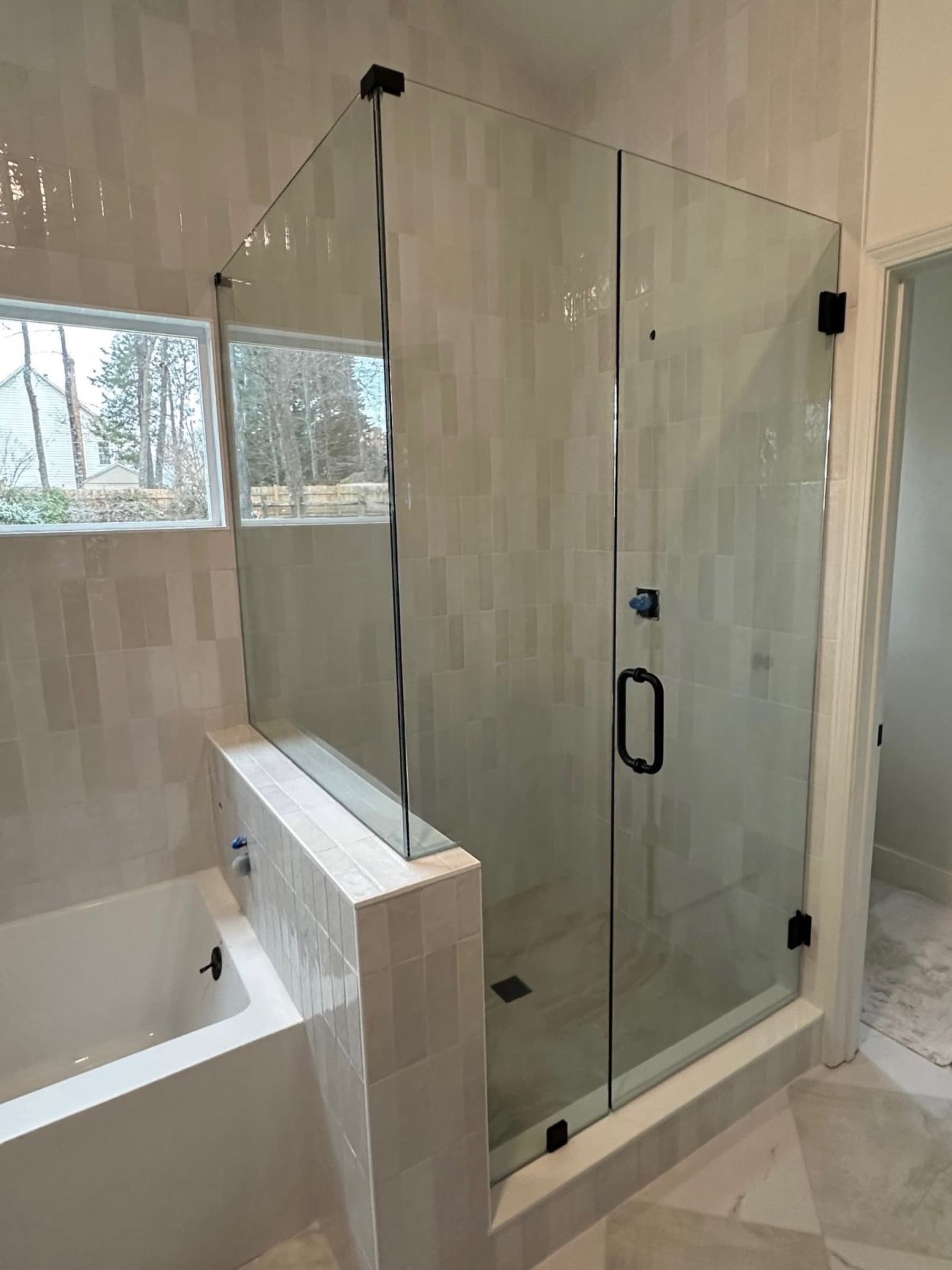 Frameless Shower & Tub Combo