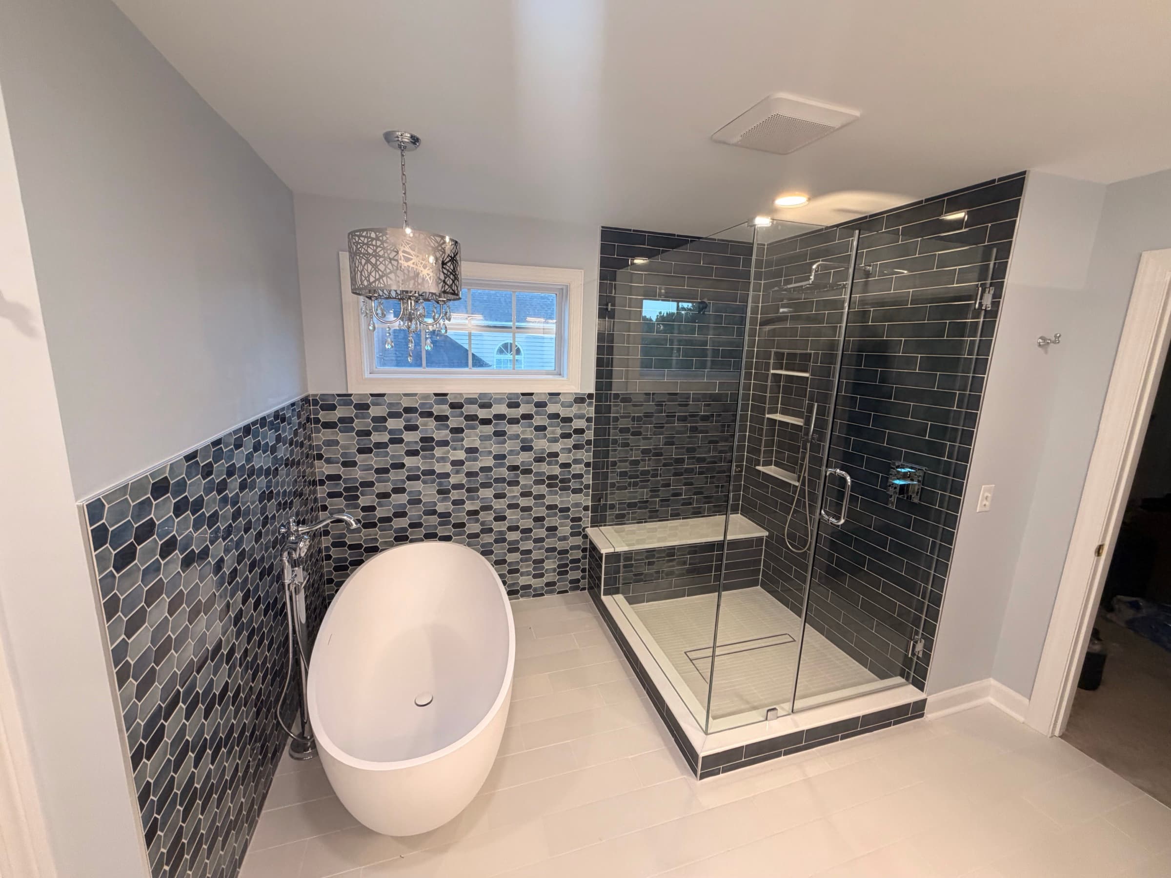 Neo-Angle Shower with Dark Tile